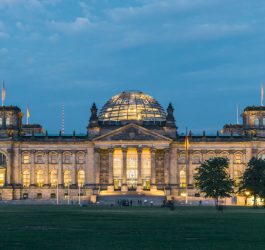 Cele mai spectaculoase panorame din Biblioteca Stuttgart din Germania